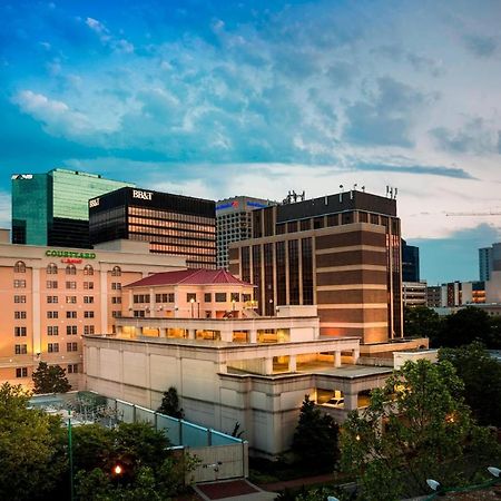 Courtyard By Marriott Norfolk Downtown Hotel Exterior photo